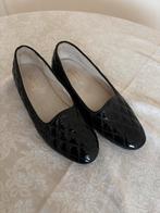 Dames instappers zwart lak 38, Kleding | Dames, Ophalen of Verzenden, Zo goed als nieuw, Zwart, Instappers