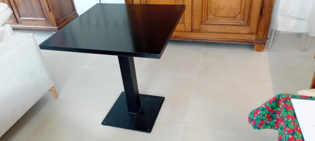 table à manger, Enlèvement