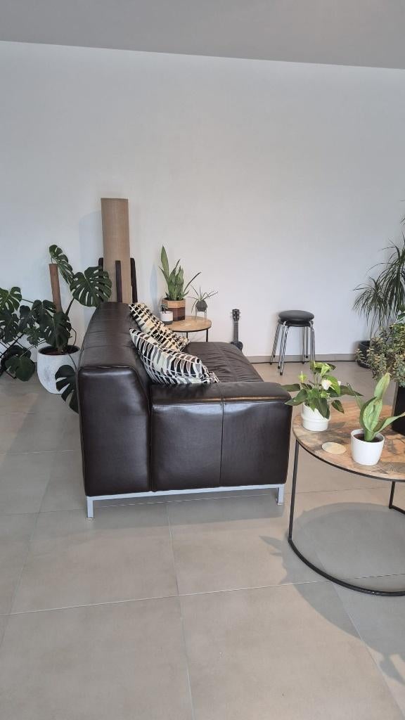 Bruine lederen zetel - 2 zit - Ikea, Maison & Meubles, Canapés | Salons, Utilisé, Banc droit, Deux personnes, Moins de 150 cm