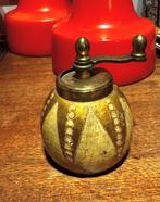 Moulin à poivre, Enlèvement ou Envoi