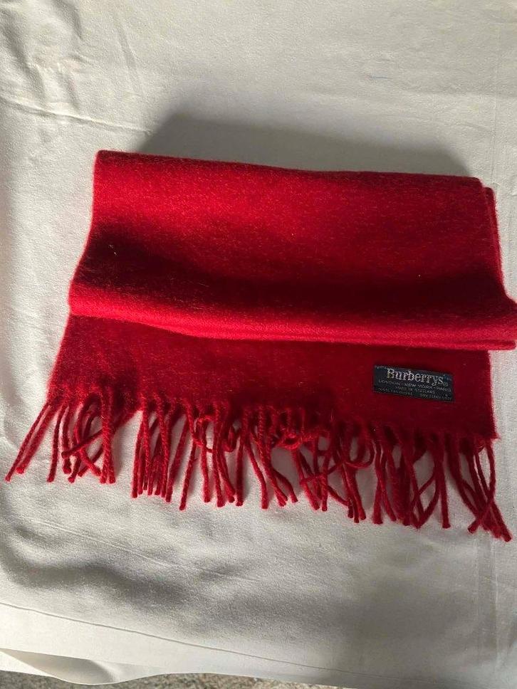 Burberrys cashmere sjaal, Kleding | Dames, Mutsen, Sjaals en Handschoenen, Zo goed als nieuw, Sjaal, Ophalen