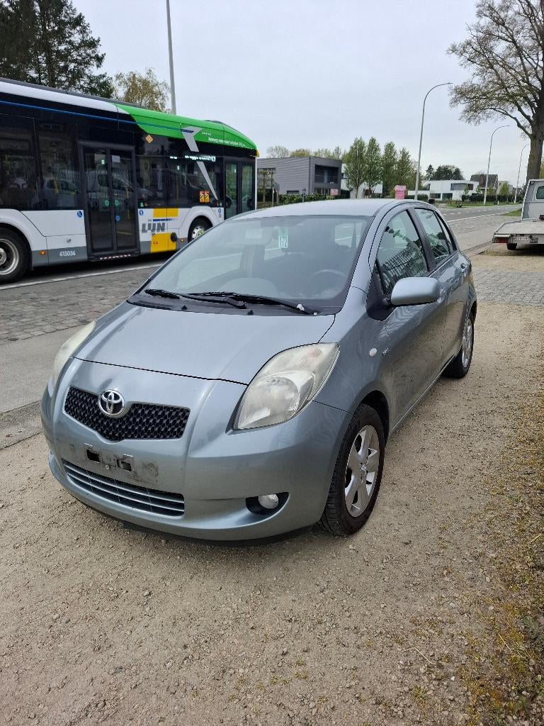 Toyota Yaris D4D diesel, Autos, Argent ou Gris, Achat, Entreprise, Boîte manuelle