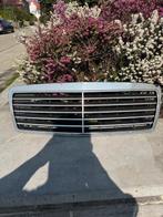 calandre Mercedes W210 A2108800683, Enlèvement, Utilisé, Mercedes-Benz, Pare-chocs