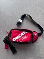 Heuptas ducati corse, Handtassen en Accessoires, Tassen | Sporttassen, Ophalen, Gebruikt, Unisex volwassen