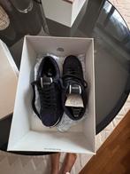 Sneakers Guess, Enlèvement ou Envoi, Comme neuf, Bleu