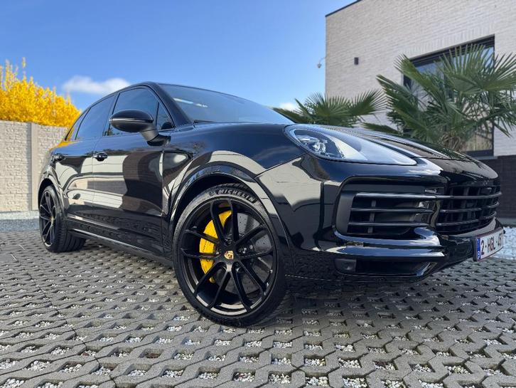 Porsche Cayenne Hybrid Turbo 2023 avec 42 000 km, Autos, Porsche, Particulier, Cayenne, Caméra 360°, 4x4, ABS, Caméra de recul