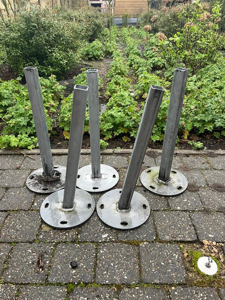 Galva buis op montageplaat, Ophalen, Zo goed als nieuw