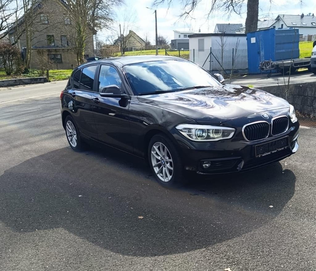 BMW 118i te koop, Auto's, BMW, 100 kW, 4 deurs, Zwart, Bruin