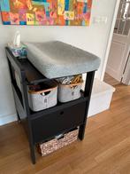 Zwarte luiertafel / commode met mandjes en verschoonkussen, Kinderen en Baby's, Ophalen, Zo goed als nieuw, Commode