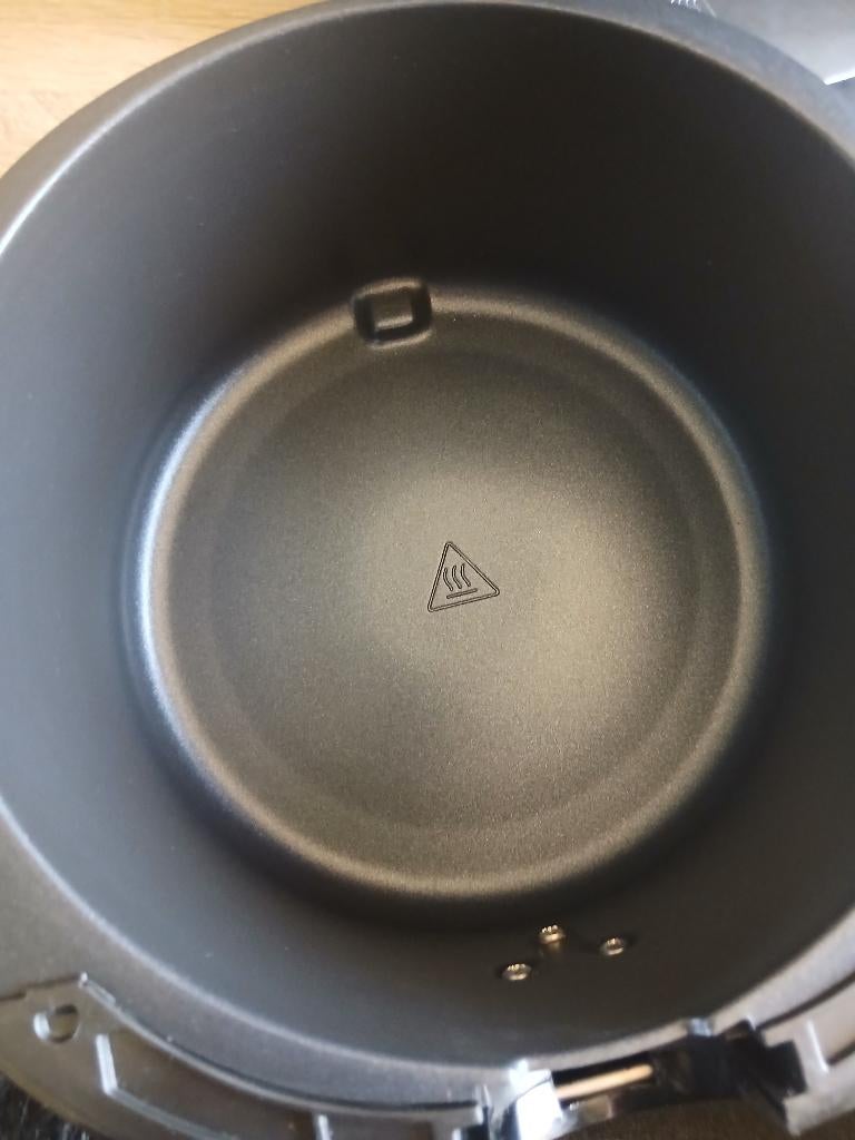 Zwarte met grijs Tomado airfryer, Electroménager, Friteuses à air, Enlèvement, Utilisé, Friteuse à air, Moins de 750 grammes