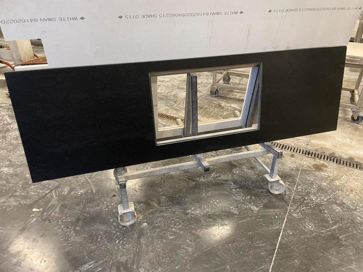 PLAN DE TRAVAIL EN GRANIT 239 x 70 plan de cuisine noir, Maison & Meubles, Cuisine | Éléments de cuisine, Neuf, Moins de 100 cm