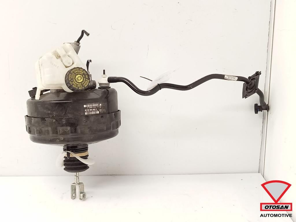 R servoir de carburant Mercedes C W204 + r servoir A20443036, Mercedes-Benz AG, Mercedes-Benz, Utilisé, Mercedesstrasse 120
70372  Stuttgart, DE