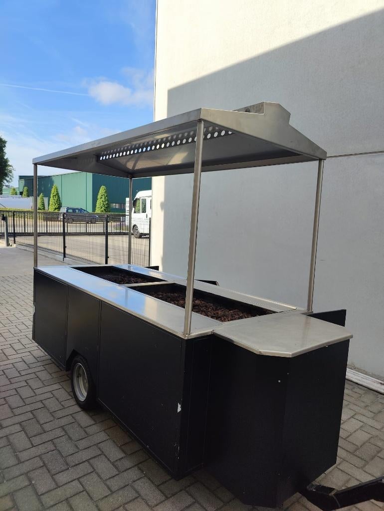 Professionele BBQ aanhangwagen | 2 x 6 gasbranders lavasteen, Ophalen, Gebruikt, Gas, Vrijstaand