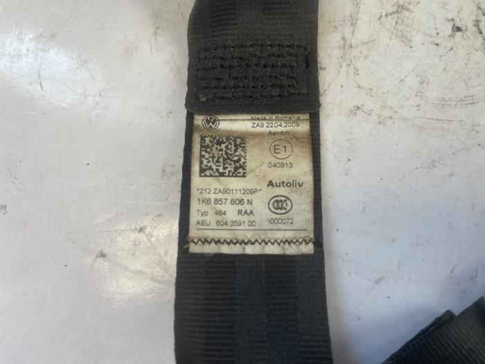 Veiligheidsgordel rechts-achter van een Volkswagen Golf, Auto-onderdelen, Interieur en Bekleding, Volkswagen, Gebruikt, 3 maanden garantie