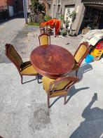 Ancienne table en acajou à allonge avec chaise, Enlèvement