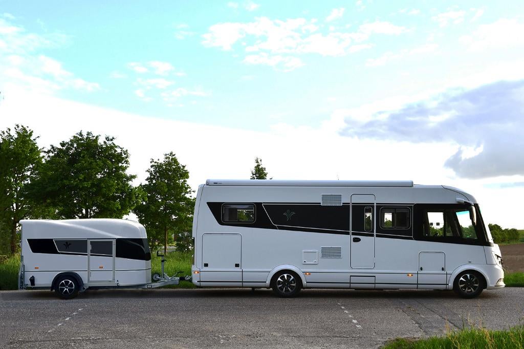 Niesmann 77 E 12-2022 (model 2023) - NIEUWE STAAT, Caravans en Kamperen, Mobilhomes, Luifel, Niesmann+Bischoff, Fiat, Vloeistofverwarming