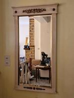 Miroir ancien, Enlèvement