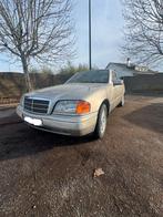 Mercedes Classe C 220 Diesel toit ouvrant 1994 Oldtimer, Autos, Achat, Boîte manuelle, Toit ouvrant, Diesel