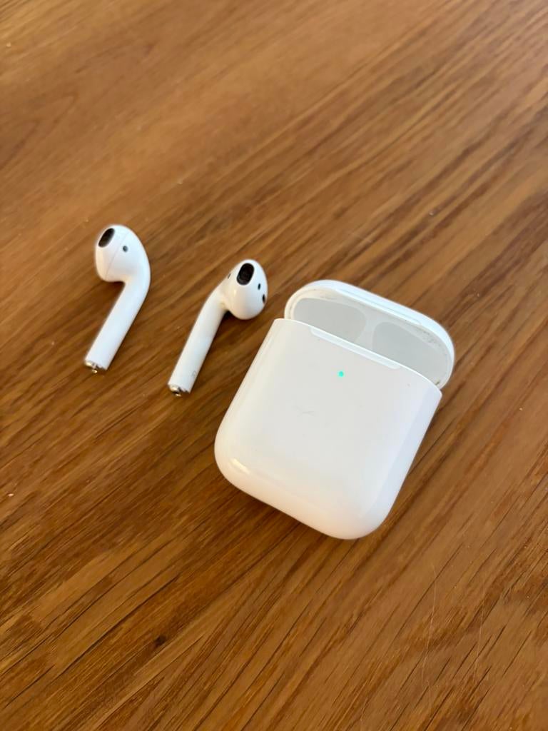 Airpods 2e generatie, Télécoms, Téléphonie mobile | Écouteurs, Enlèvement, Comme neuf