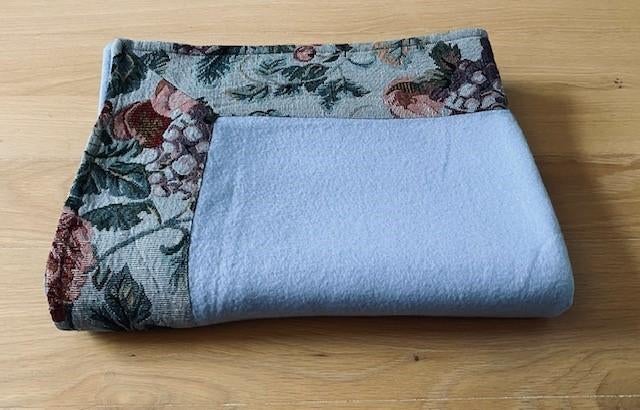 Lichtblauw rechthoekig fleece-dekentje Damart, Ophalen of Verzenden, Gebruikt