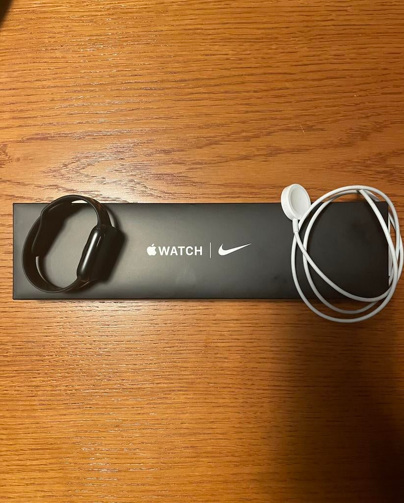 Apple Watch SE Space Grey, Handtassen en Accessoires, Smartwatches, Ophalen