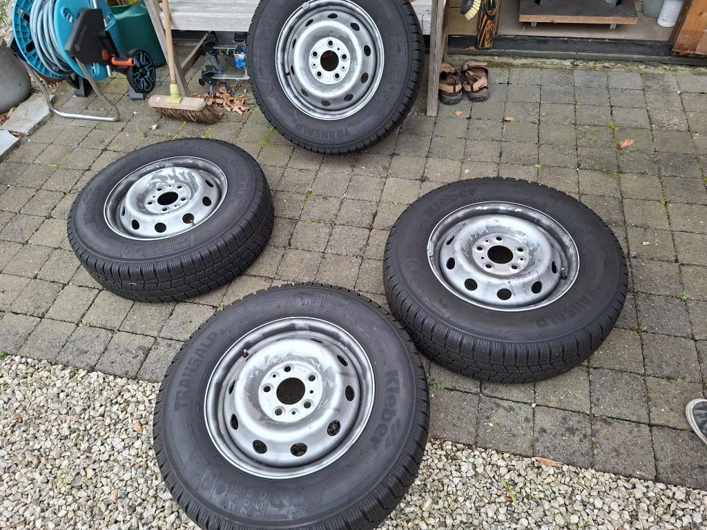 Winterbanden Kleber 215/70R/15C, Autos : Pièces & Accessoires, Pneus & Jantes, Neuf, 15 pouces, Pneus et Jantes, Véhicule utilitaire