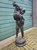 Vous recherchez des statues et des meubles anciens en bronze, Enlèvement