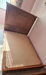 Lit en chêne massif sculpté – Style ancien authentique, Maison & Meubles, Enlèvement