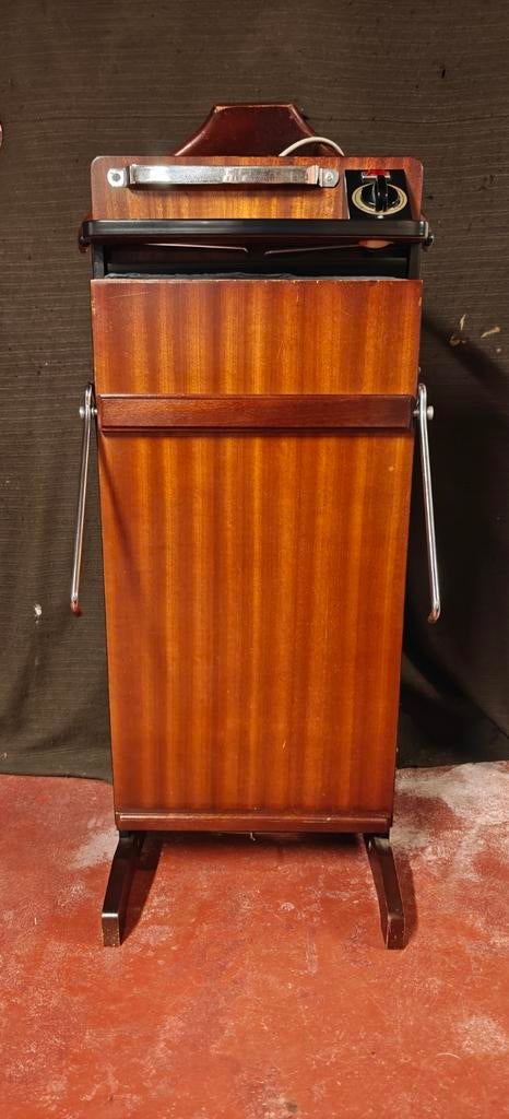 Broekpers vintage., Ophalen