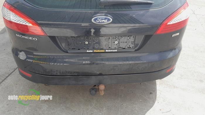 Achterbumper van een Ford Mondeo, Auto-onderdelen, Carrosserie, Bumper, Ford, Gebruikt, 3 maanden garantie