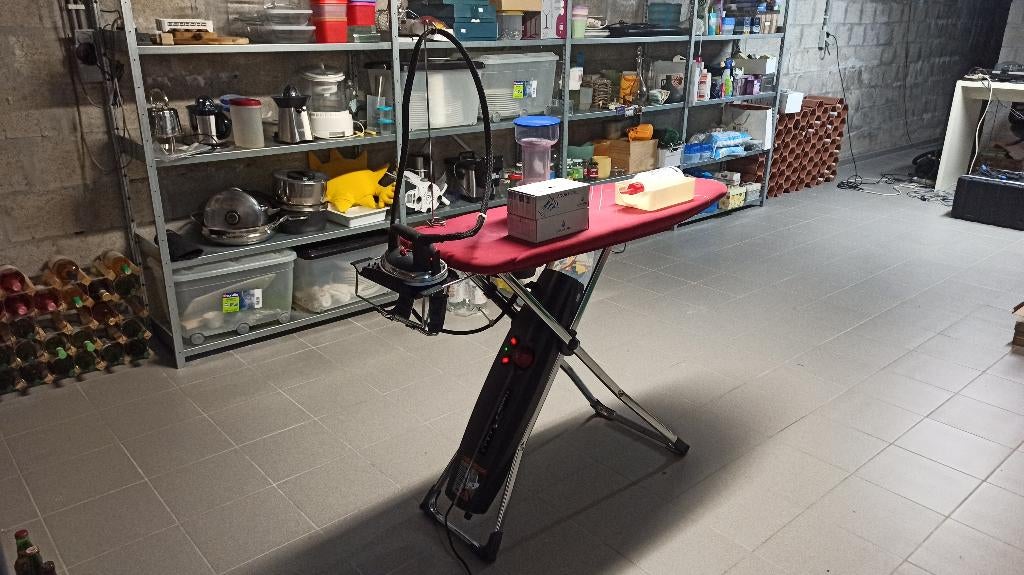 Laurastar Magic Evolution 2, Elektronische apparatuur, Strijkijzers en Strijkplanken, Gebruikt, Strijkijzer met snoer, Ophalen