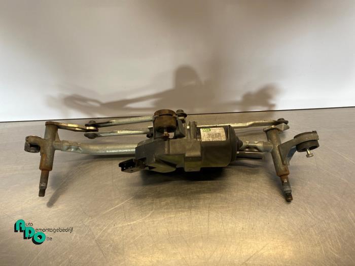 Moteur + mécanique essuie-glace d'un Peugeot 1007 (1007 05-, -, 3 mois de garantie, Utilisé, -