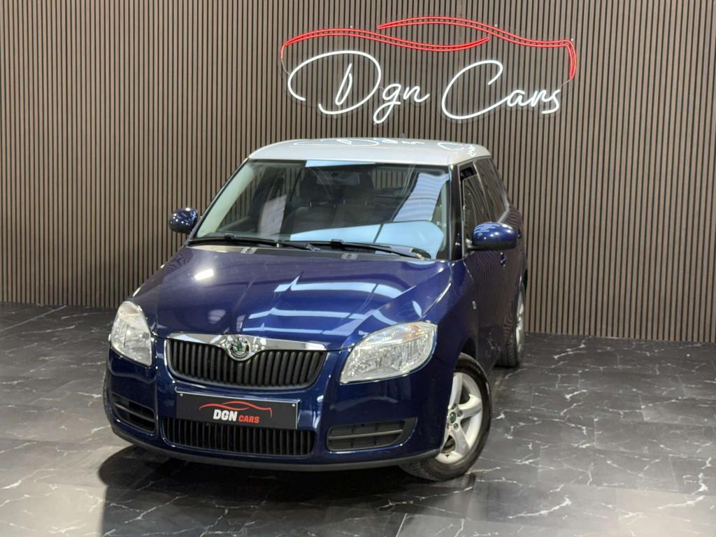 Skoda Fabia Fabia 1.2i Think-Pink (bj 2010), Auto's, Stof, Gebruikt, Blauw, 1198 cc