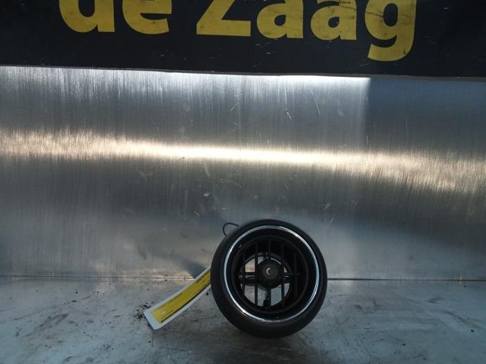 Luchtrooster Dashboard van een Mini Countryman, Auto-onderdelen, Dashboard en Schakelaars, Mini, Gebruikt, 3 maanden garantie