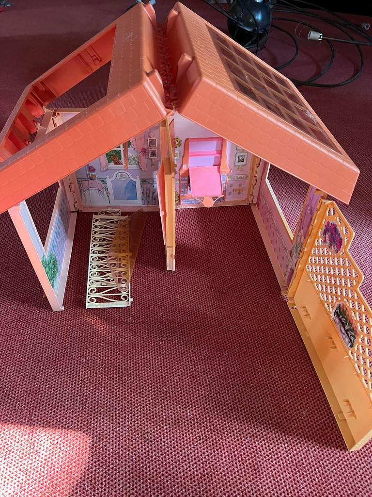 VIntage Barbiehuis, Kinderen en Baby's, Speelgoed | Poppen, Ophalen, Gebruikt, Barbie