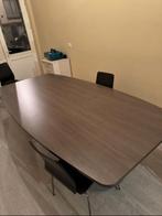 Te koop een groot tafel met 8 stoelen, Huis en Inrichting, Ophalen