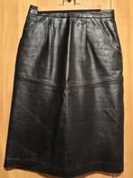 dames rok in leder, Zwart, Knielengte, Gedragen, Ophalen