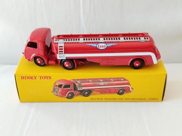 Dinky Atlas _ Panhard „ESSO” tankoplegger - Ref.32C beschikbaar voor biedingen
