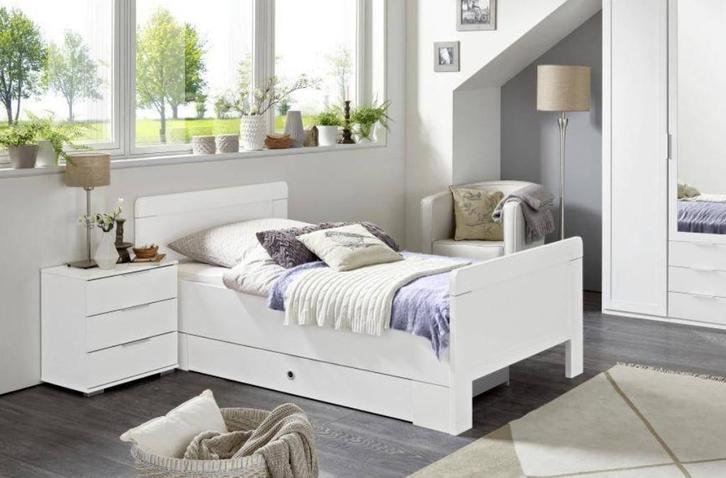 Senioren comfort bed 100 x 200 cm met instelbare lighoogte., Huis en Inrichting, Slaapkamer | Bedden, Nieuw, Eenpersoons, 100 cm