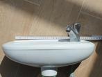 2 kleine lavabo's met kraan aan 8eur en 10 euro, Huis en Inrichting, Ophalen, Gebruikt