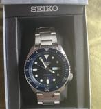 Montre de sport Seiko 5 SRPD51K1 au prix €175, -, Montre-bracelet, Seiko, Enlèvement ou Envoi, Acier