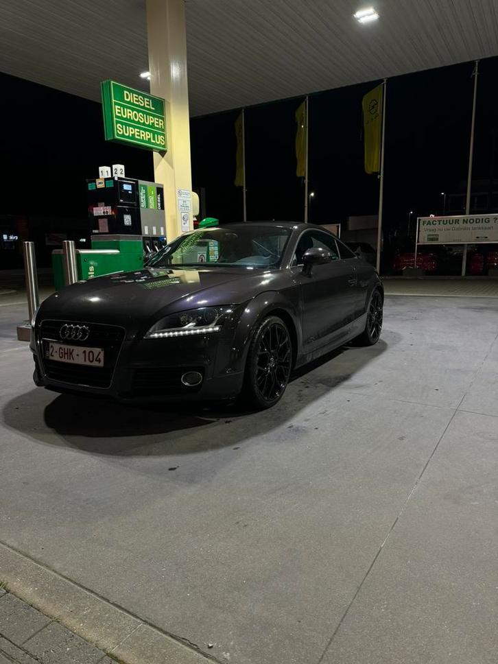 Audi TT, Autos, Audi, Particulier, TT, ABS, Essence, Euro 5, Coupé, 3 portes, Boîte manuelle, Argent ou Gris, Traction avant, Enlèvement