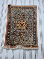 Tapis en très bonne état en soie, Ophalen of Verzenden