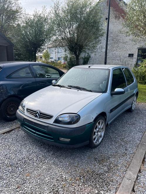 Saxo vts 1.6 16v, Autos, Citroën, Particulier, Saxo, Essence, 3 portes, Boîte manuelle, Bleu, Noir, Velours, Traction avant