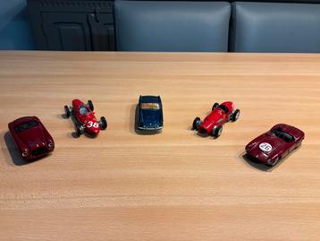 Modelauto’s Ferrari   5 stuks beschikbaar voor biedingen