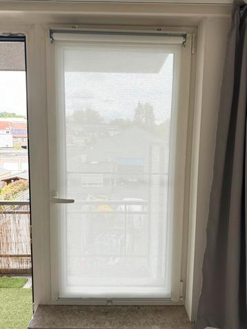 Rolgordijnen 60x195 beschikbaar voor biedingen