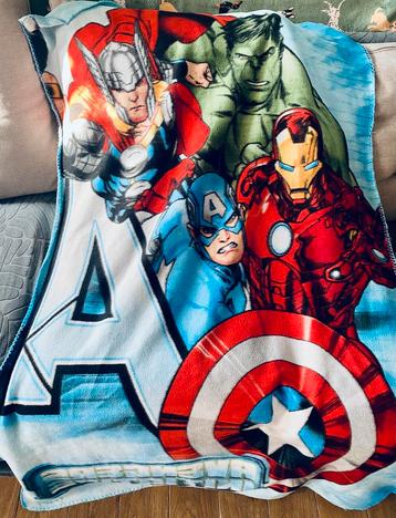 Fleece dekentje avengers beschikbaar voor biedingen