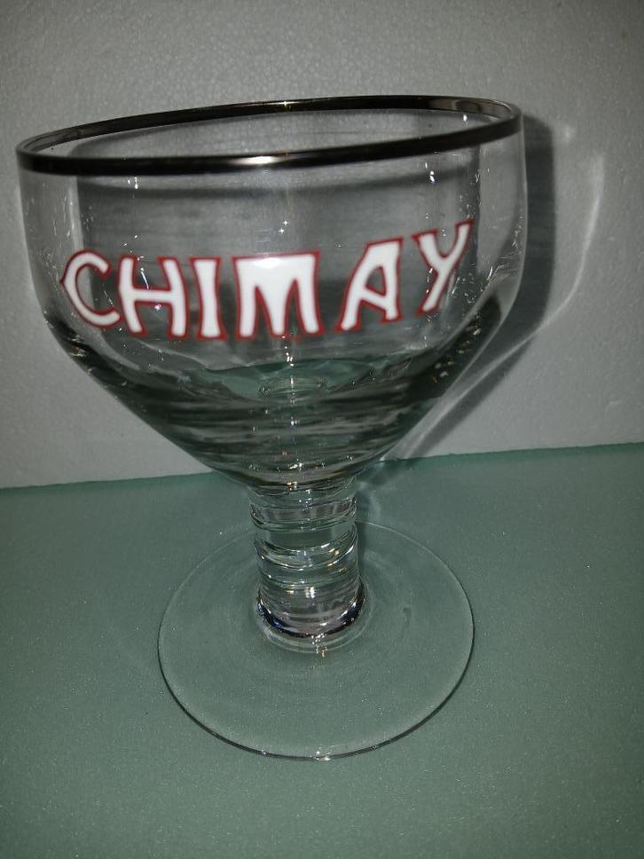 Oud CHIMAY-glas geëmailleerd met M plein uit 1950-55, Verzamelen, Biermerken, Zo goed als nieuw, Glas of Glazen, Overige merken