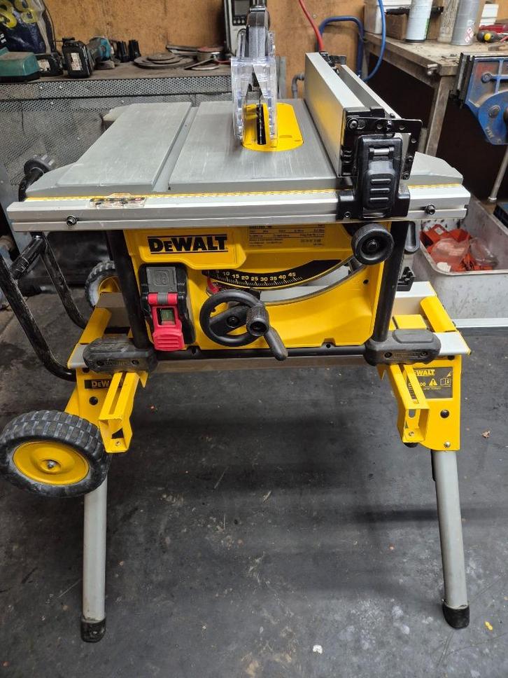 DeWalt DWE7485-QS Tafelzaag met onderstel DE7400, Doe-het-zelf en Bouw, Gereedschap | Handgereedschap, Zo goed als nieuw, Ophalen
