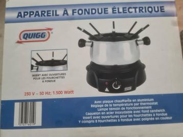 Appareil à fondue électrique QUIGG disponible aux enchères